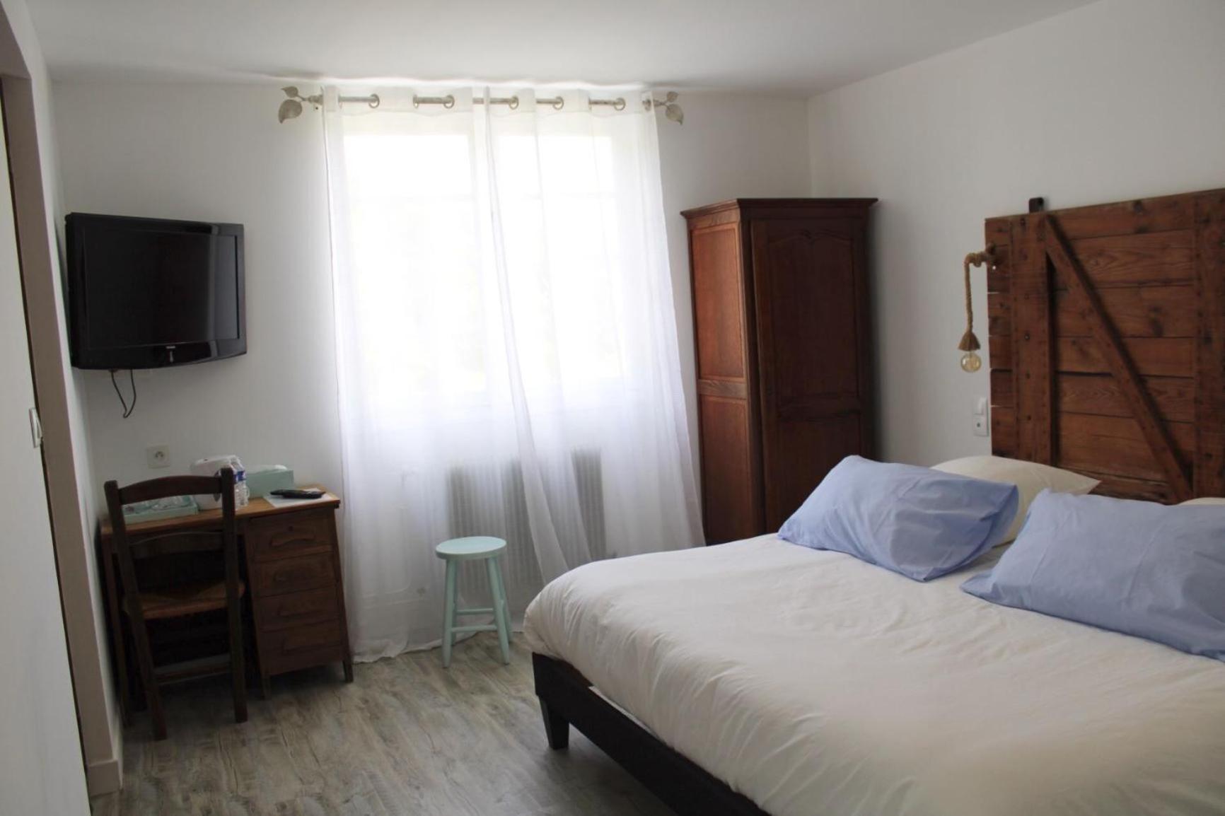 La Maison De Pescate Souprosse Room photo